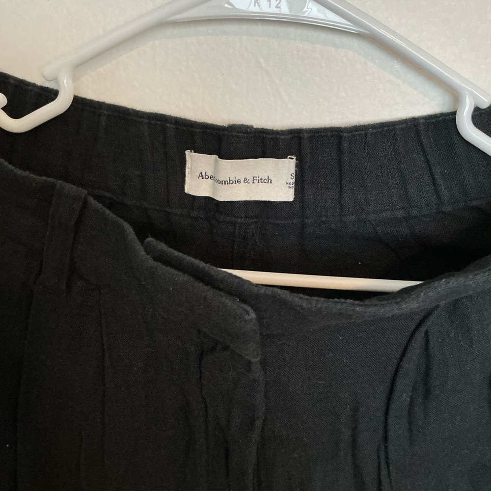 Abercrombie & Fitch Wide Leg Linen pants